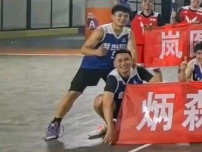 包含球场上的斗志，球员尽展风采的词条